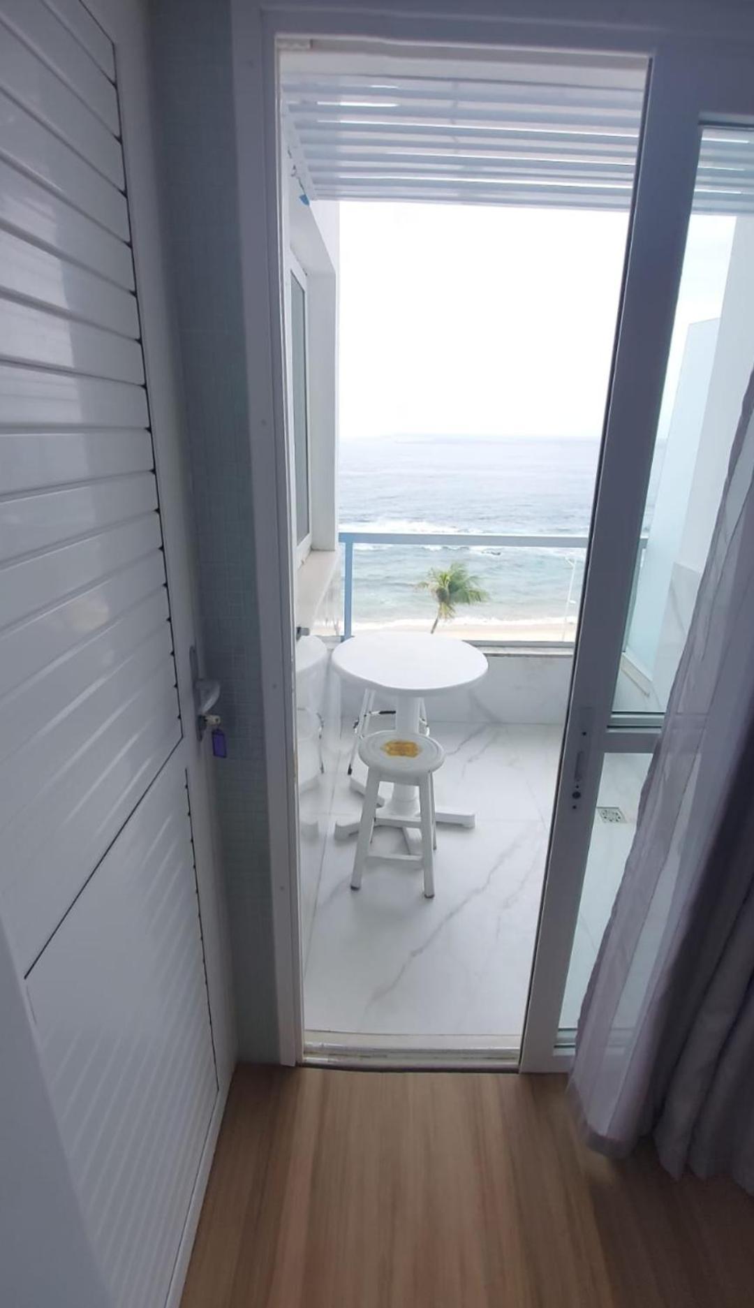 Apart-Hotel Na Praia Do Farol Da Barra Salvador Extérieur photo